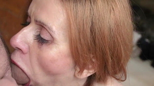 Keyhole Video: Hairy british mature Lily May got nailed in HD