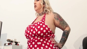 Super sensual latina mature receives orgy