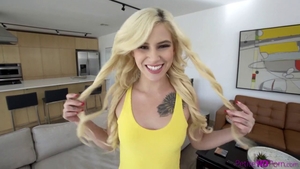 Adorable Kiara Cole pussy fucking