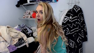 I Know That Girl - 18 yr old Molly Mae finds dick to fuck