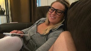 GF R. - Scarlett Jennings in glasses blowjob