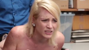 Tattooed blonde receives pussy sex