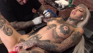 ALT Erotic - Amber Luke masturbation