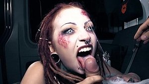 Bums Bus: German blowjobs on Halloween
