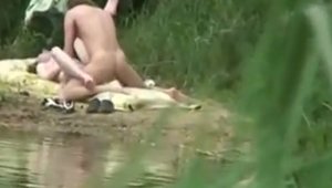 Got her pussy pounded at the beach