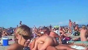 Sunny Leone in homemade voyeur bends over