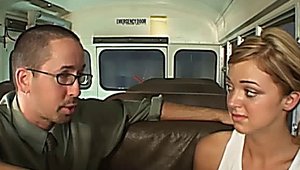 Girl Jessi Summers blowjob cum