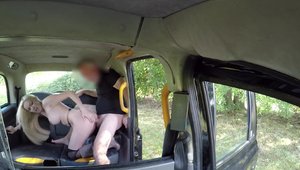 Fake Taxi: Tight pornstar Amber Jayne agrees to hard sex