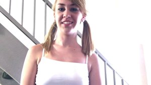 18 yr old likes nailed rough in HD