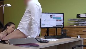 4K Loan: Czech teen chick wants raw fucking HD