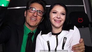 Bums Bus - Conny Dachs next to brunette Mini Hotcore