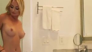 European amateur Inga Victoria voyeur pounding