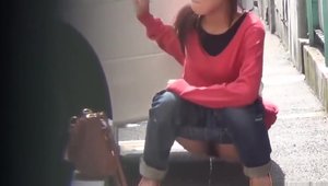 Asian teen has a thing for ramming hard