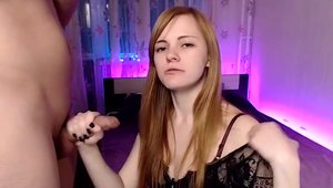 Pussy eating on live cam