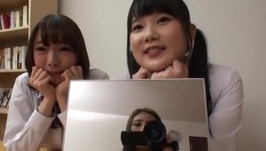 Huge tits asian babe orgasm in the bed