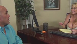 Big boobs babe wishes for hard slamming