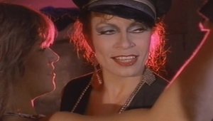 Marilyn Chambers helps with sloppy fucking