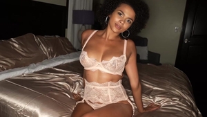 Ricky's Room: Alina Ali and Ricky Johnson pussy licking