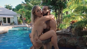 MILFHunter - Natural caucasian blonde hair agrees to sex scene